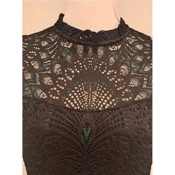NWT WHBM Size 12 All Over High Neck Lace Shell Top Blouse Original Price $120 - Picture 8 of 12